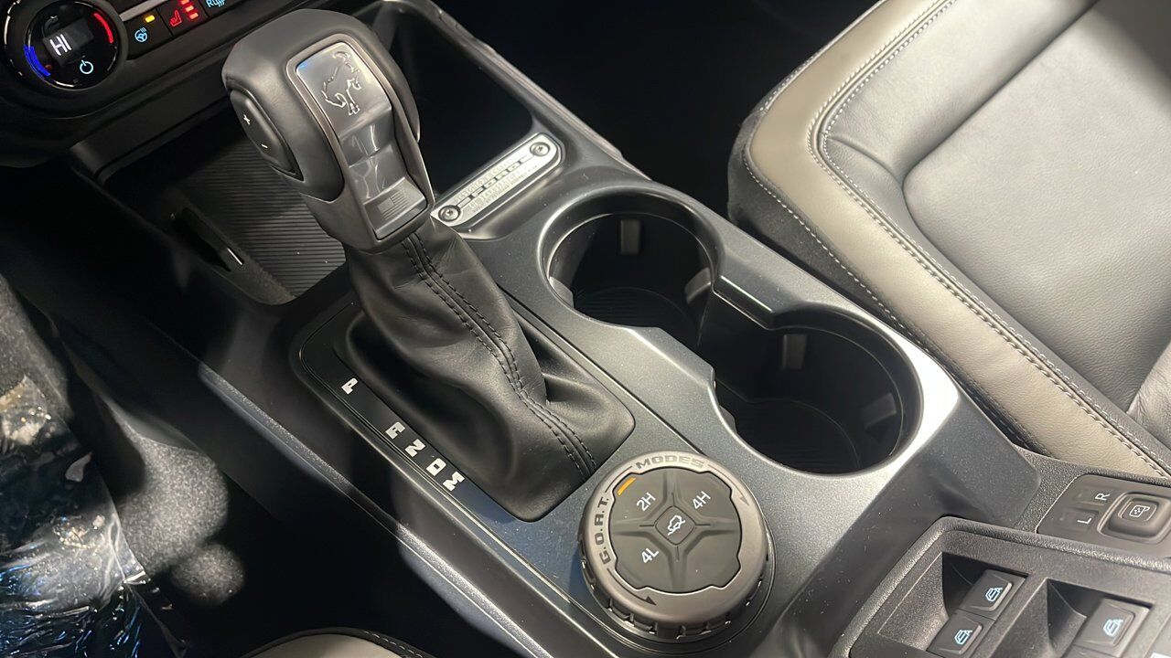 2026 Ford Bronco Outer Banks Sherwood Park AB