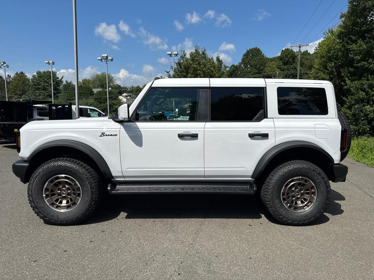 2026 Ford Bronco Outer Banks Sinister Bronze Package Warrenton VA