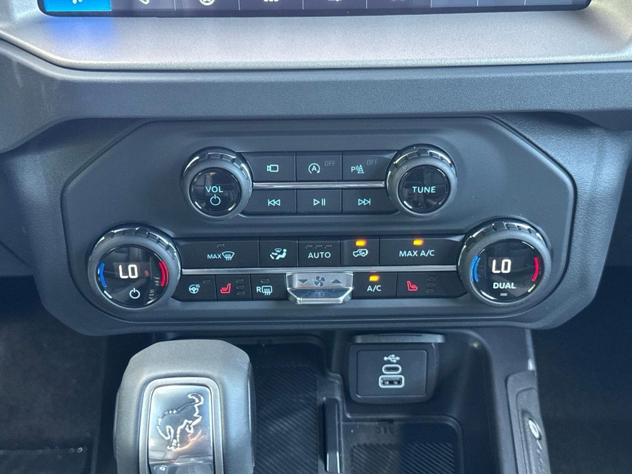 2026 Ford Bronco Outer Banks Sinister Bronze Package Warrenton VA