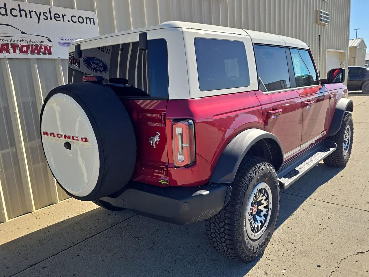 2026 Ford Bronco Outer Banks Watertown SD
