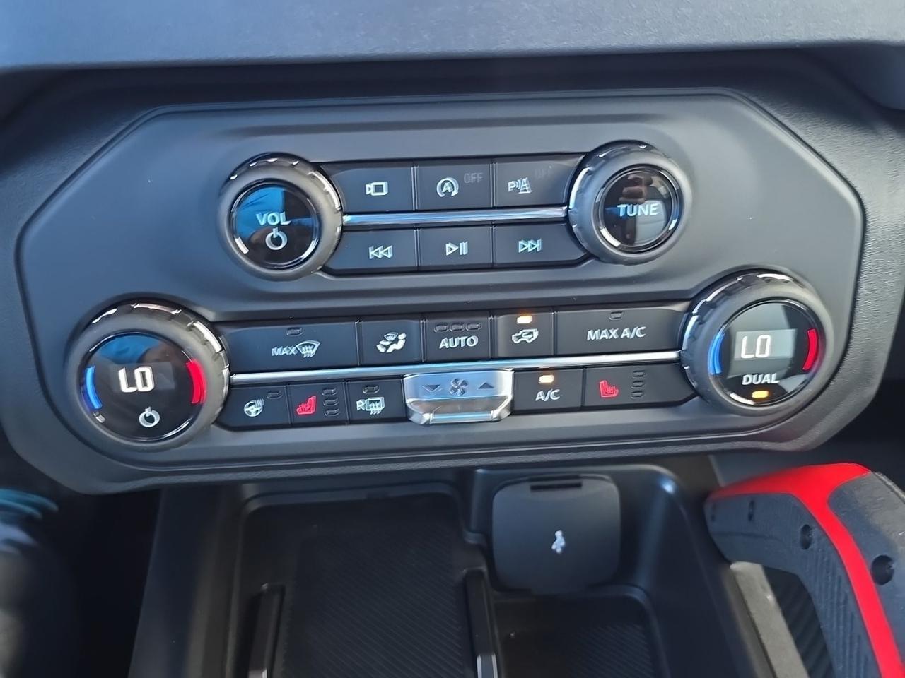 2026 Ford Bronco Outer Banks Watertown SD