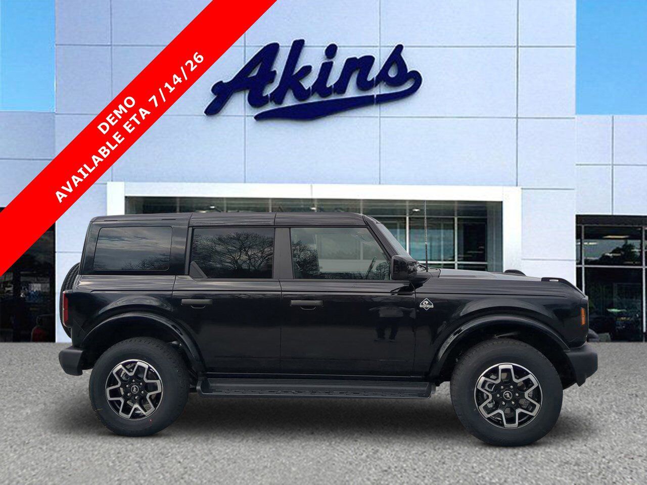 2026 Ford Bronco Outer Banks