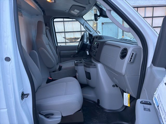 2026 Ford E-350SD Base Random Lake WI