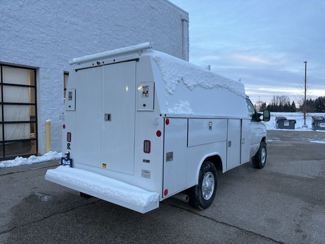 2026 Ford E-350SD Base Random Lake WI