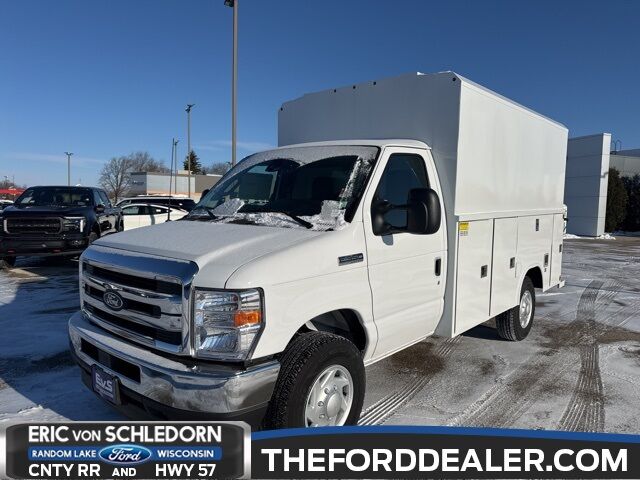 2026 Ford E-350SD Base Milwaukee WI