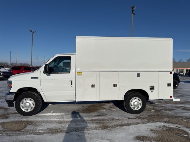 2026 Ford E-350SD Base Random Lake WI