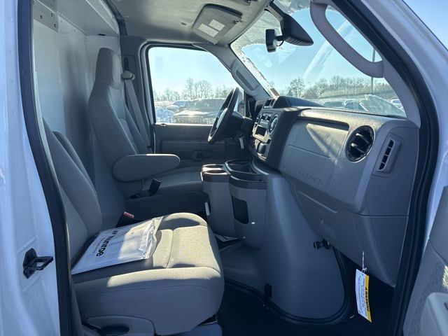 2026 Ford E-350SD Base Random Lake WI