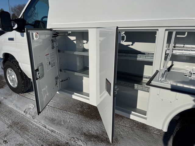 2026 Ford E-350SD Base Random Lake WI