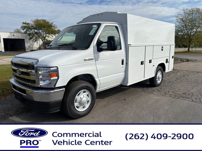 2026 Ford E-350SD Base Oshkosh WI