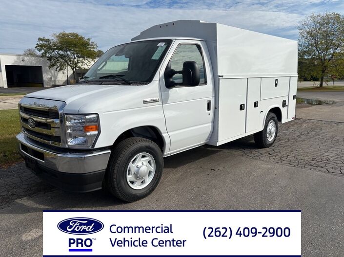 2026 Ford E-350SD Base Oshkosh WI