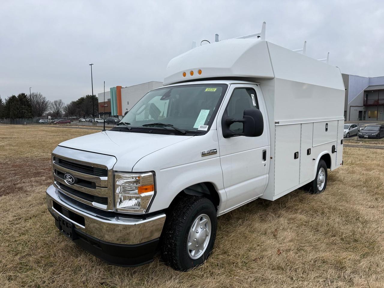 2026 Ford E-350SD
