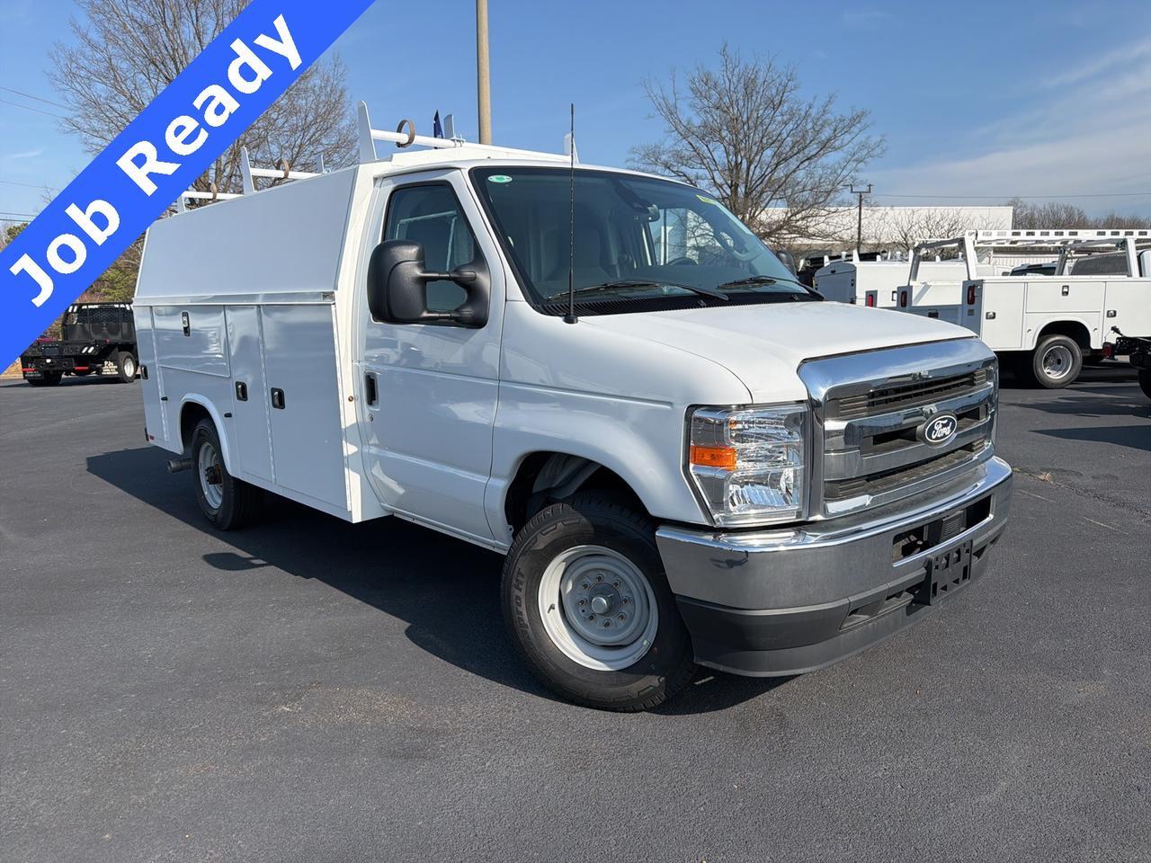 2026 Ford E-350SD