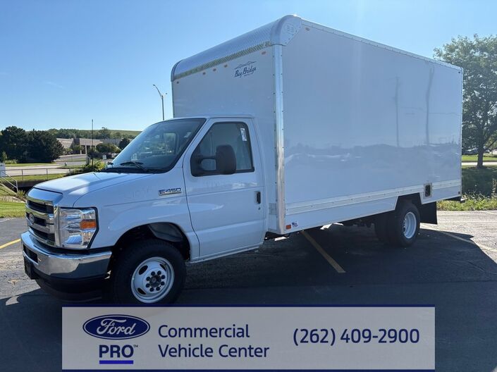2026 Ford E-450SD Base Oshkosh WI