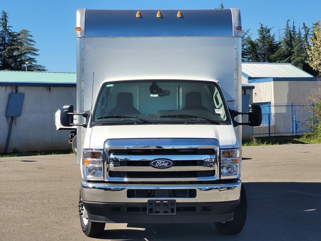 2026 Ford E-450SD Base