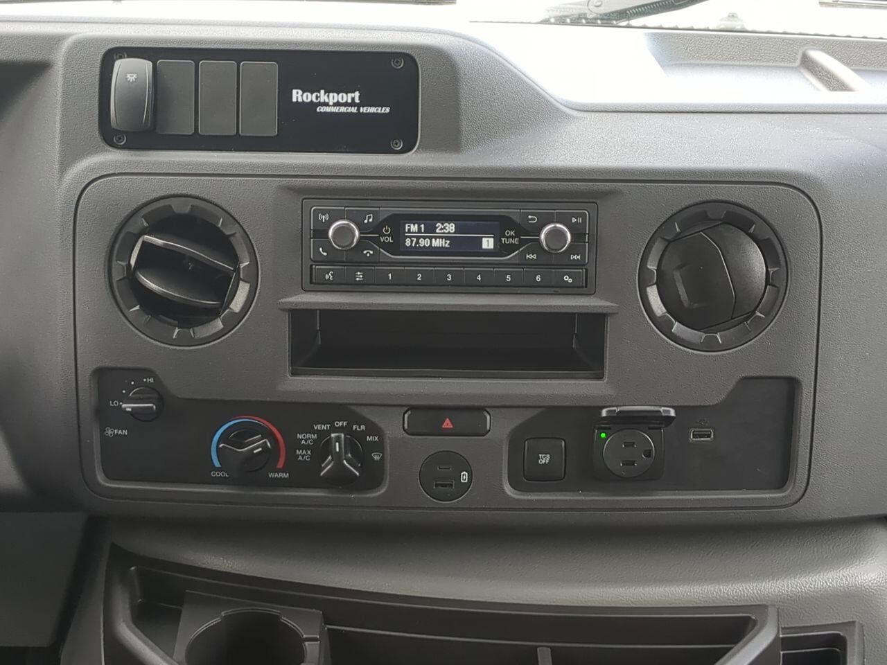 2026 Ford E-Series Cutaway Box Truck Winder GA