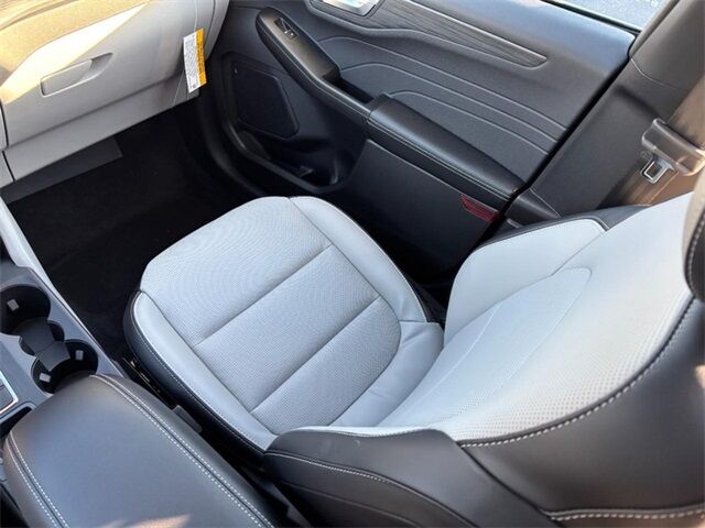 2026 Ford Escape Hybrid Platinum Washington MO