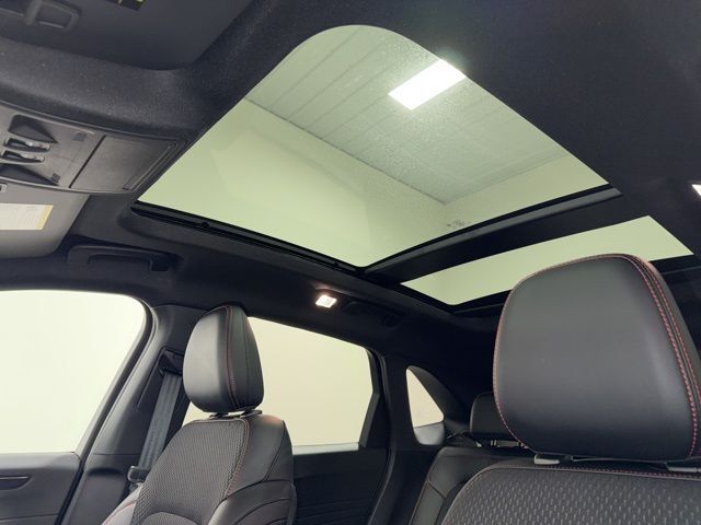 2026 Ford Escape Hybrid ST-Line Select Pine River MN