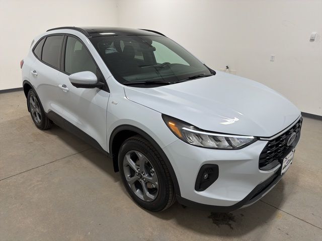 2026 Ford Escape Hybrid ST-Line Select Pine River MN
