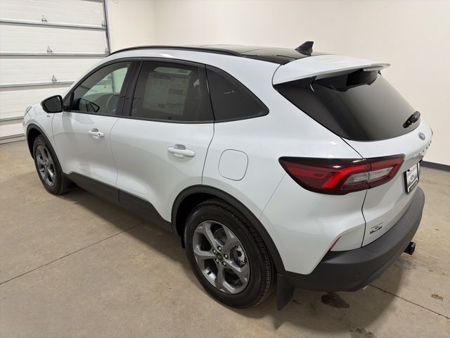 2026 Ford Escape Hybrid ST-Line Select Pine River MN