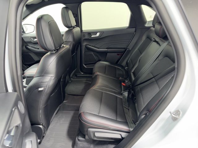 2026 Ford Escape Hybrid ST-Line Select Pine River MN