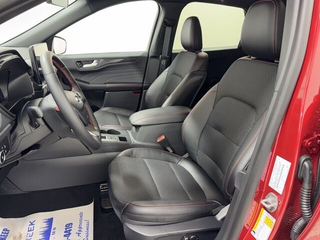 2026 Ford Escape Hybrid ST-Line Select Pine River MN