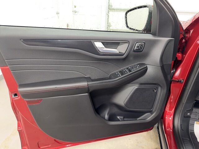 2026 Ford Escape Hybrid ST-Line Select Pine River MN