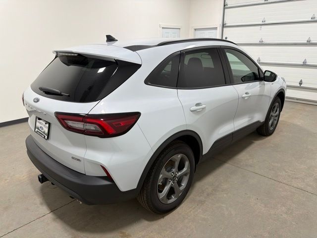 2026 Ford Escape Hybrid ST-Line Select Pine River MN