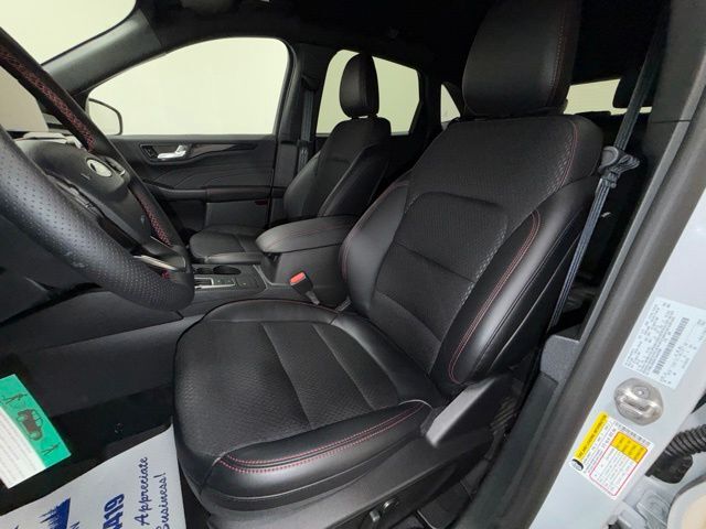 2026 Ford Escape Hybrid ST-Line Select Pine River MN