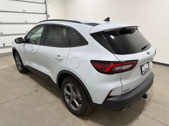 2026 Ford Escape Hybrid ST-Line Select Pine River MN