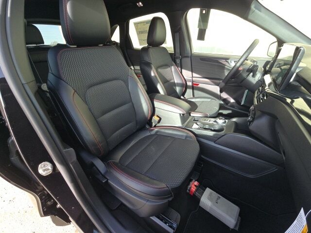 2026 Ford Escape Hybrid ST-Line Select Watertown SD