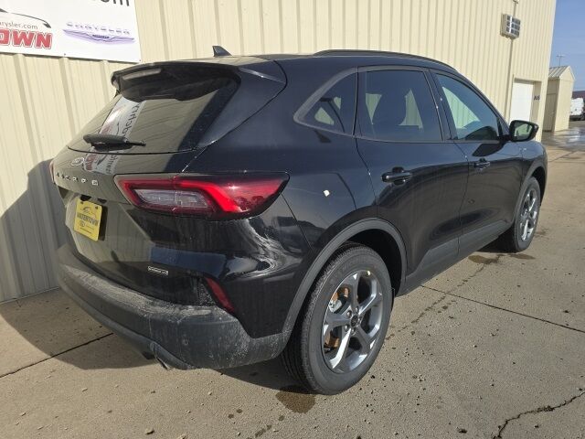 2026 Ford Escape Hybrid ST-Line Select Watertown SD