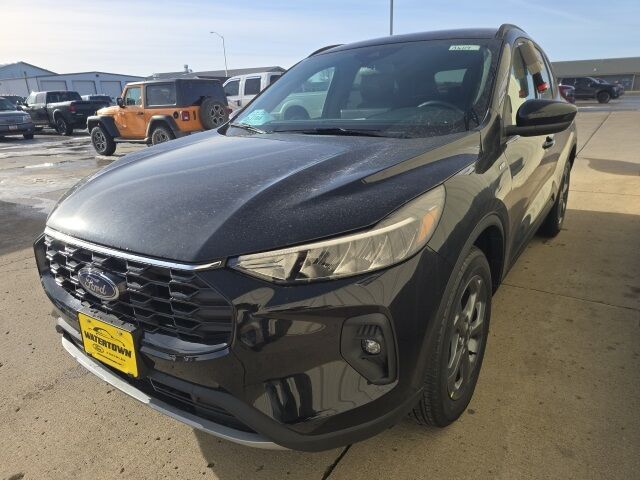2026 Ford Escape Hybrid ST-Line Select Watertown SD