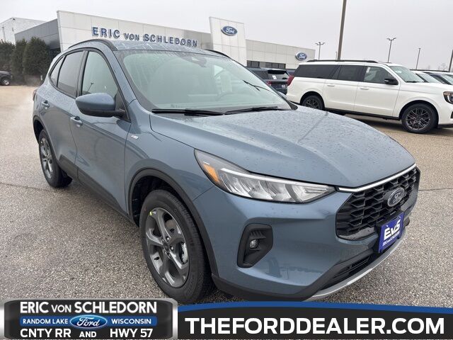2026 Ford Escape ST-Line Select Milwaukee WI