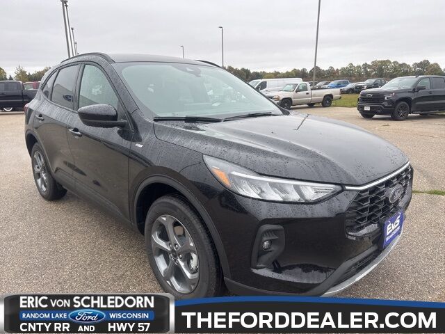 2026 Ford Escape ST-Line Select Milwaukee WI