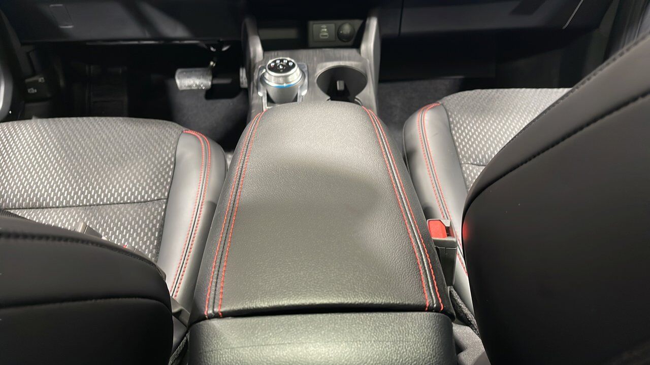 2026 Ford Escape ST-Line Sherwood Park AB