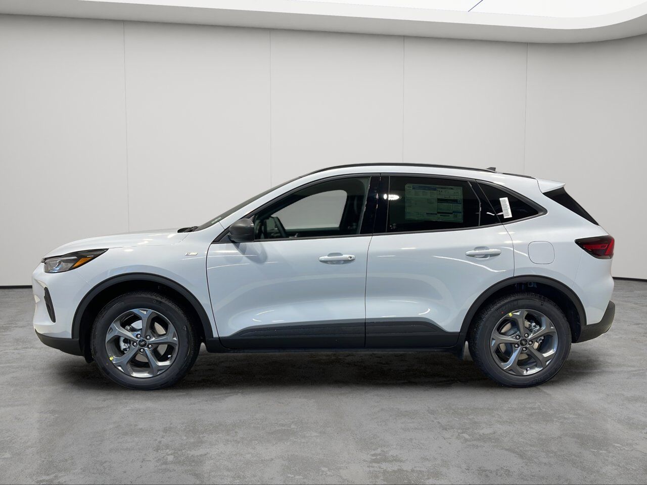 2026 Ford Escape ST-Line Sherwood Park AB