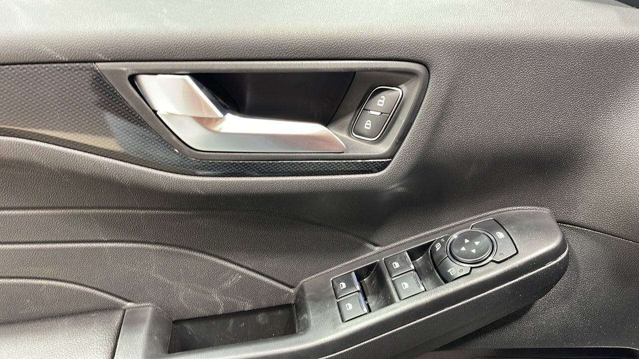 2026 Ford Escape ST-Line Sherwood Park AB