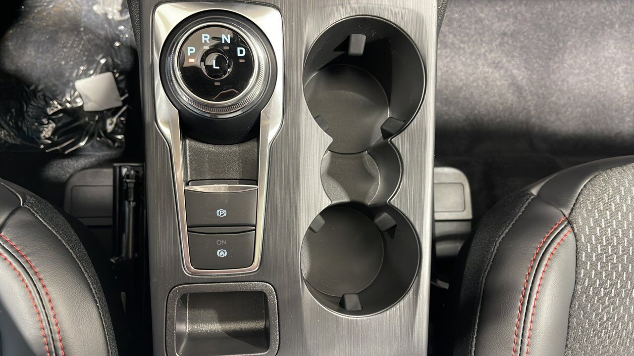 2026 Ford Escape ST-Line Sherwood Park AB