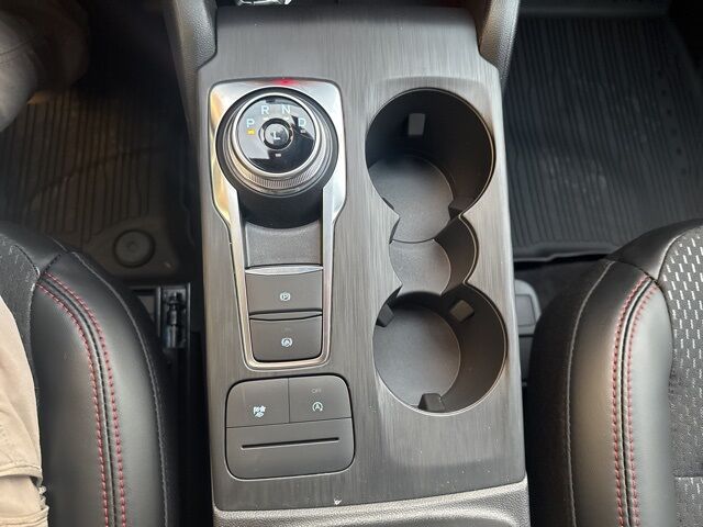 2026 Ford Escape ST-Line Watertown SD