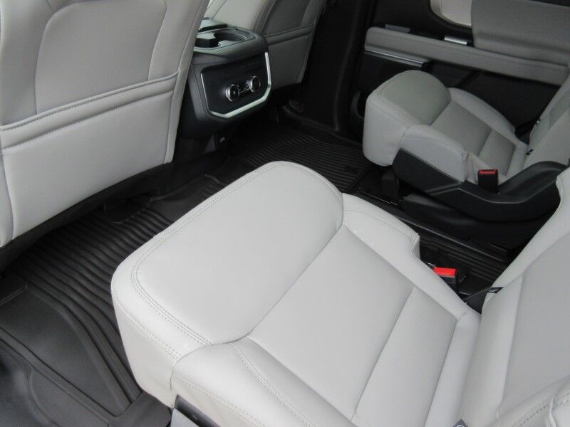 2026 Ford Expedition Active St. George SC