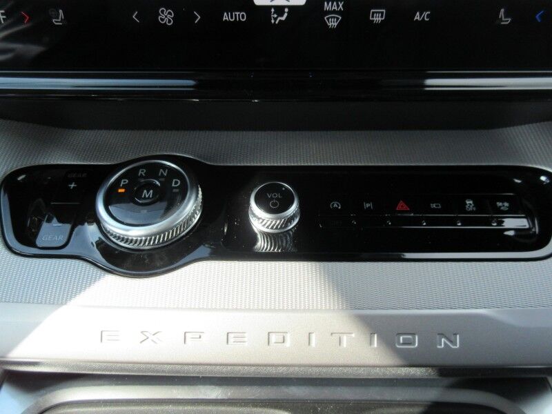 2026 Ford Expedition Active St. George SC