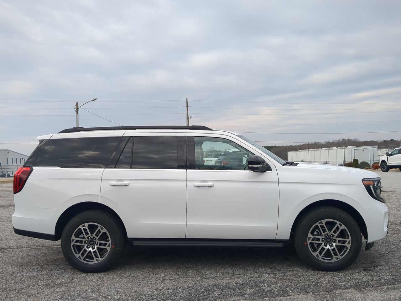 2026 Ford Expedition Active