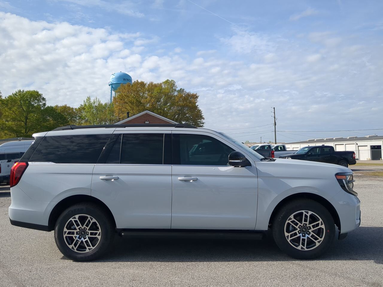 2026 Ford Expedition Active