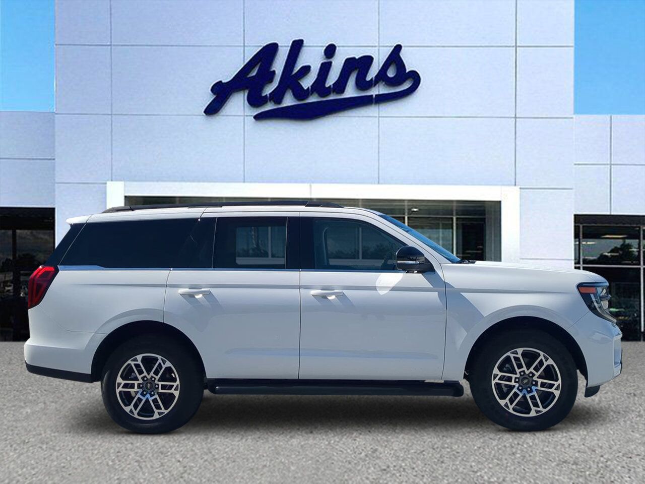 2026 Ford Expedition Active