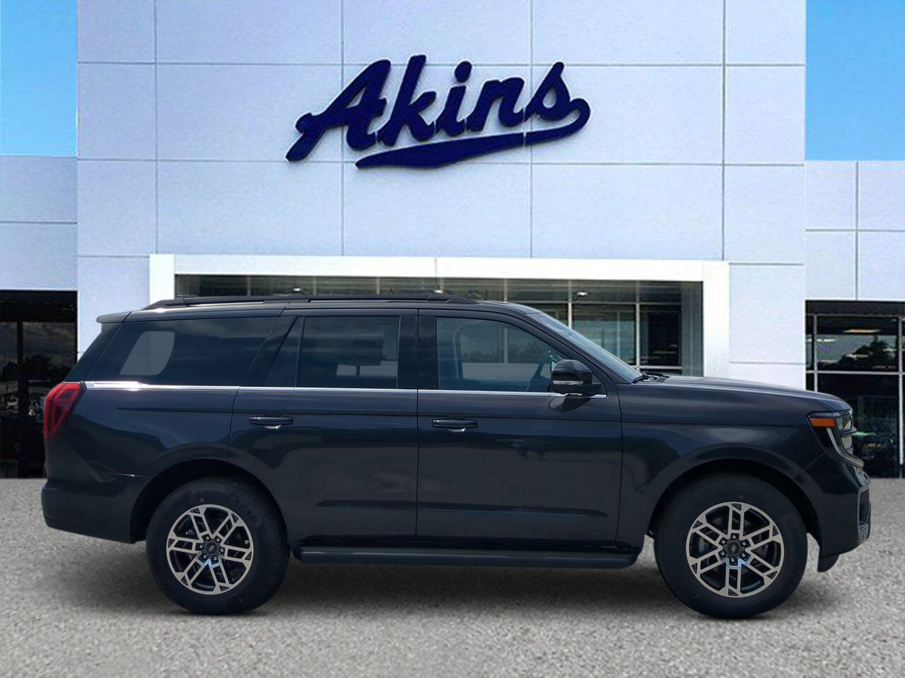 2026 Ford Expedition Active
