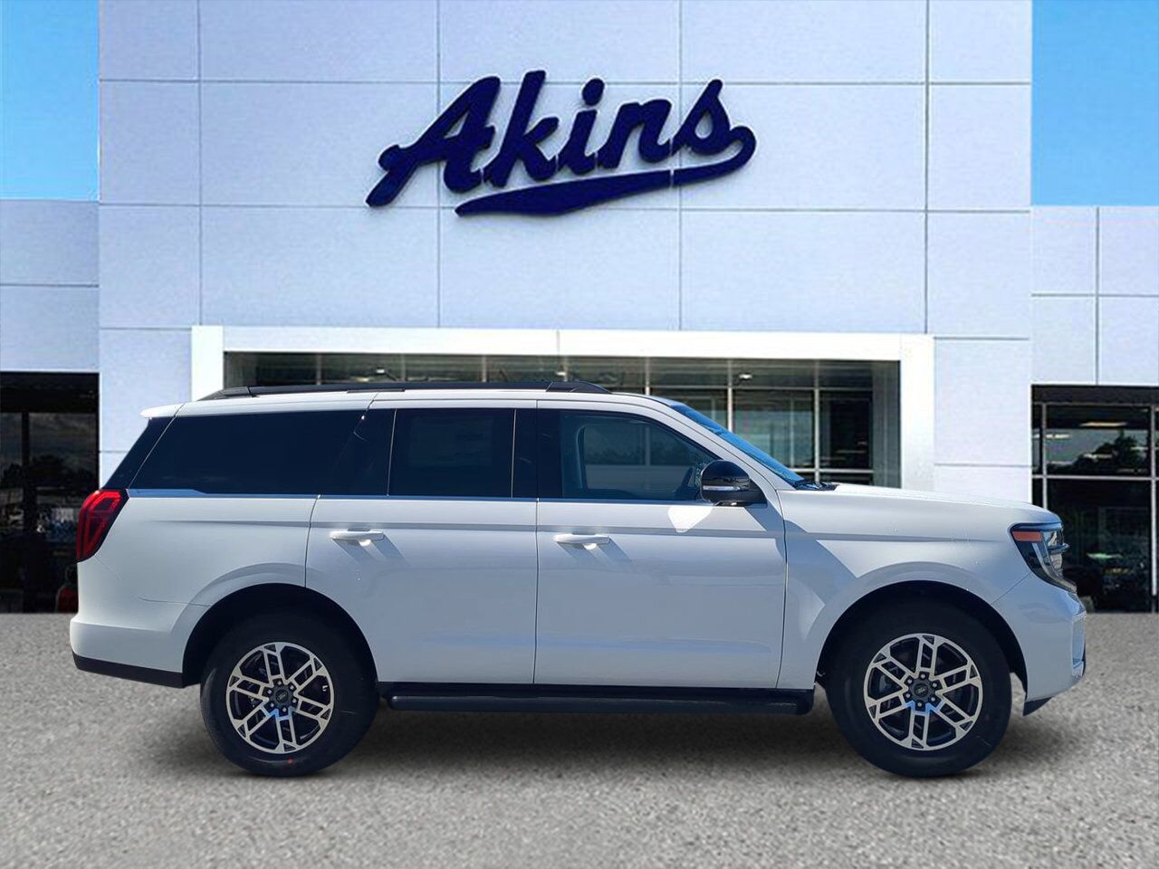 2026 Ford Expedition Active