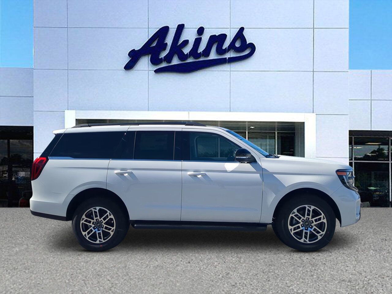 2026 Ford Expedition Active