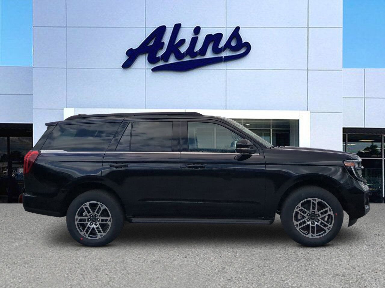 2026 Ford Expedition Active