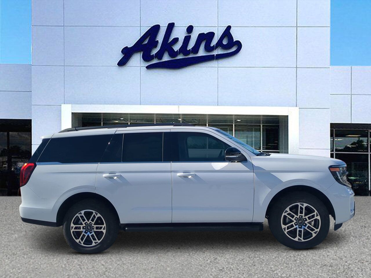 2026 Ford Expedition Active