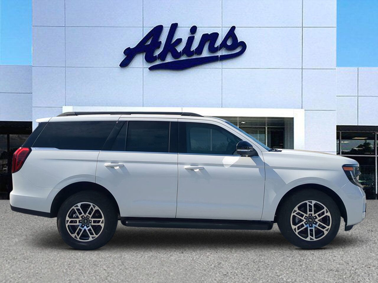 2026 Ford Expedition Active